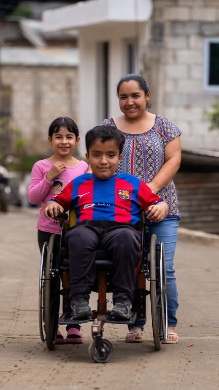 565651305_122140634480902192_6766870424555927021_n